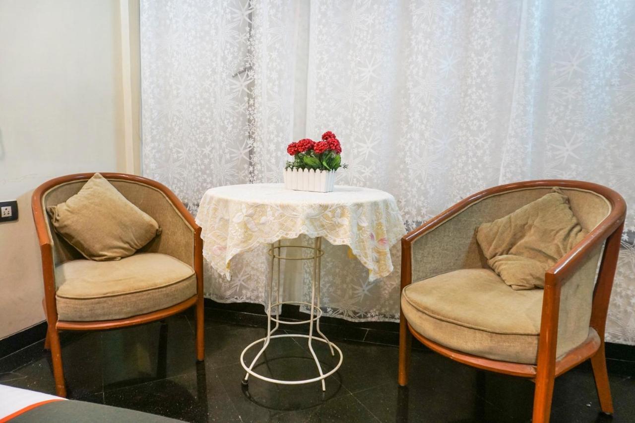 פונה Super Townhouse Oak Sr Hotel Wakad מראה חיצוני תמונה